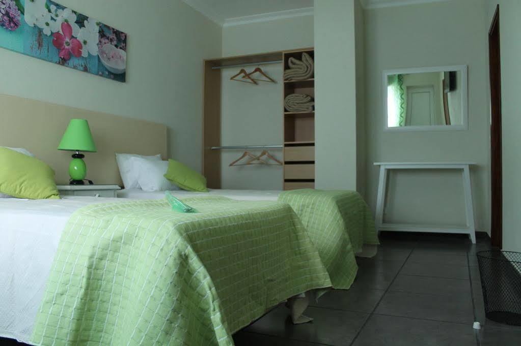 Merry's House 3*